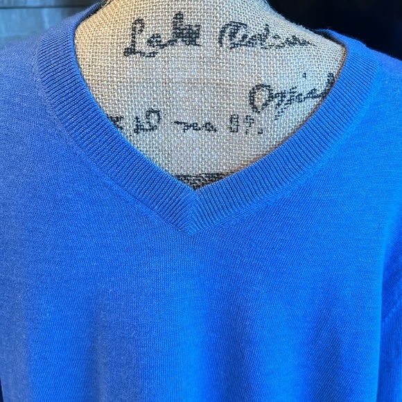 Vineyard Vines Merino wool blend long sleeve vneck light sweater periwinkle blue - Picture 2 of 14